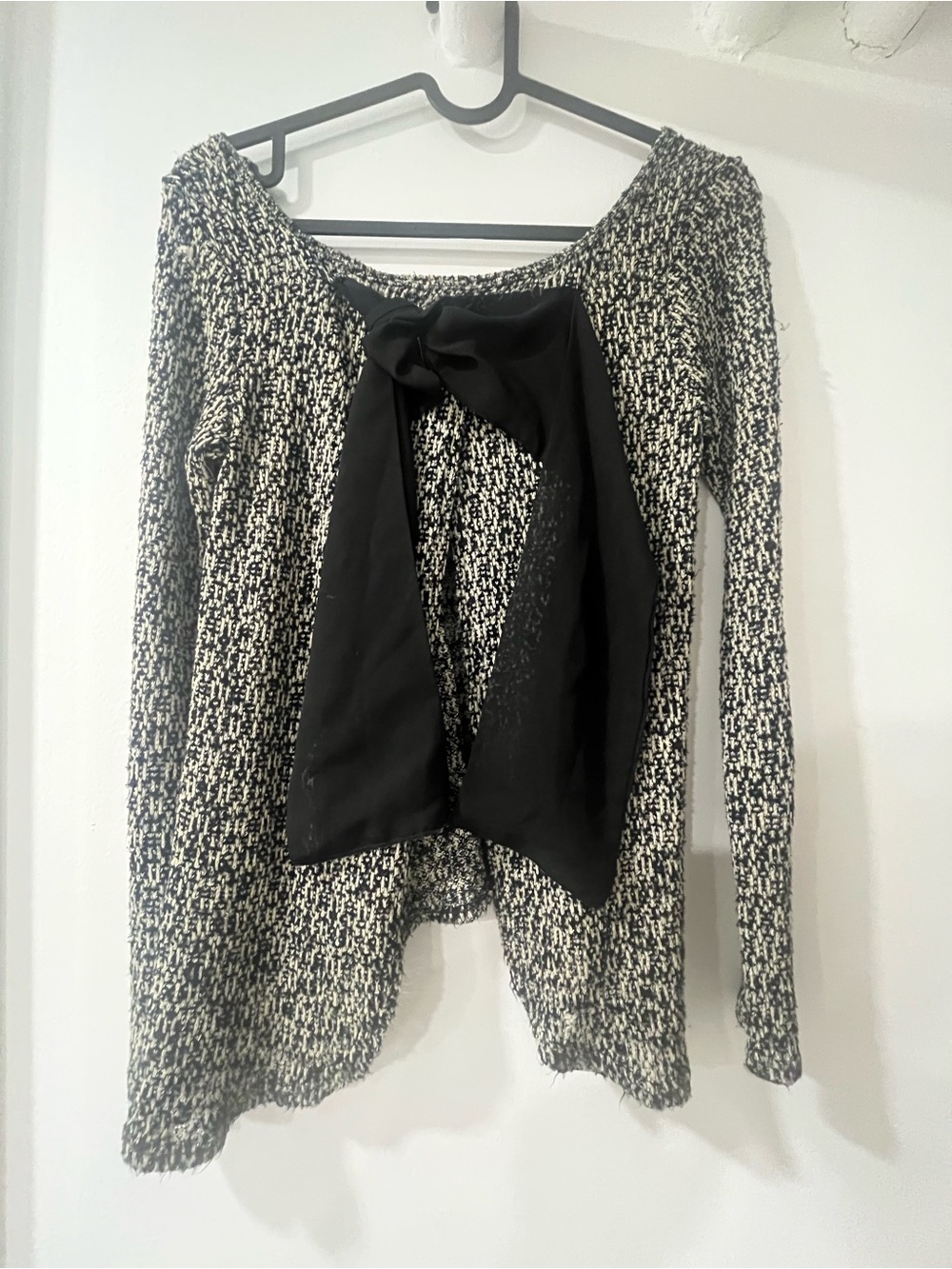 Soft Black and Cream Knit Sweater - Picture 7 of 7